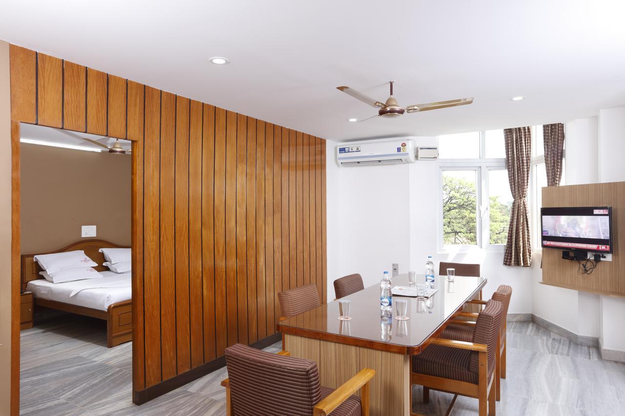 Sri Aarvee Hotels Coimbatore Luaran gambar